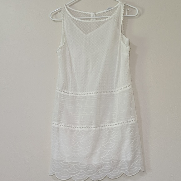 BB Dakota Micah Embroidered Scalloped Dress - Picture 3 of 8